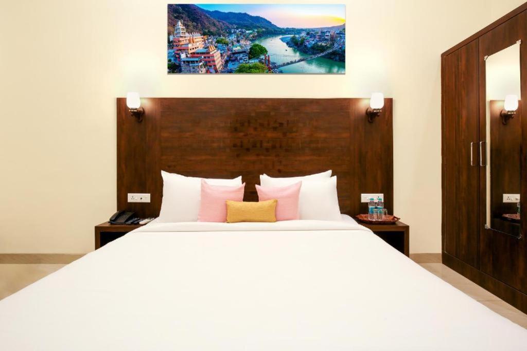 Harmony On Ganges - Laxmi Heights, Tapovan Rishikesh ภายนอก รูปภาพ
